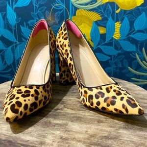 NEW Marc Fisher animal hair cheetah print block heel - Women’s size 9.